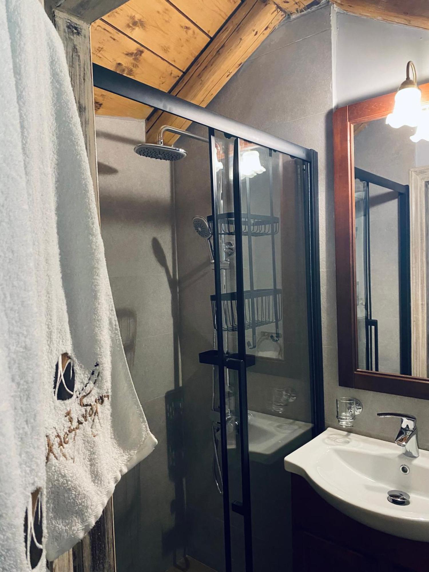Alexandros Guesthouse Aráhova Kültér fotó