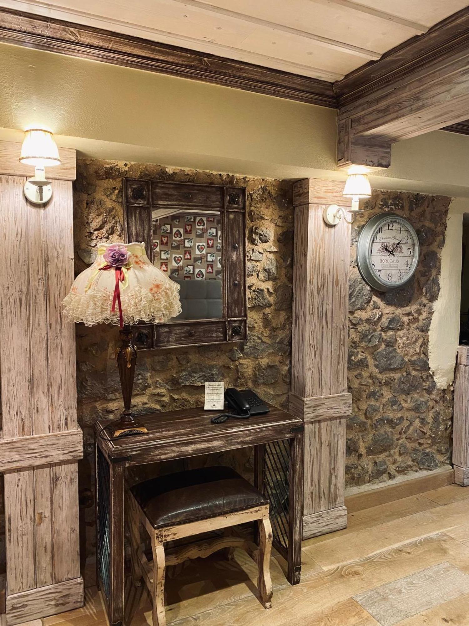 Alexandros Guesthouse Aráhova Kültér fotó