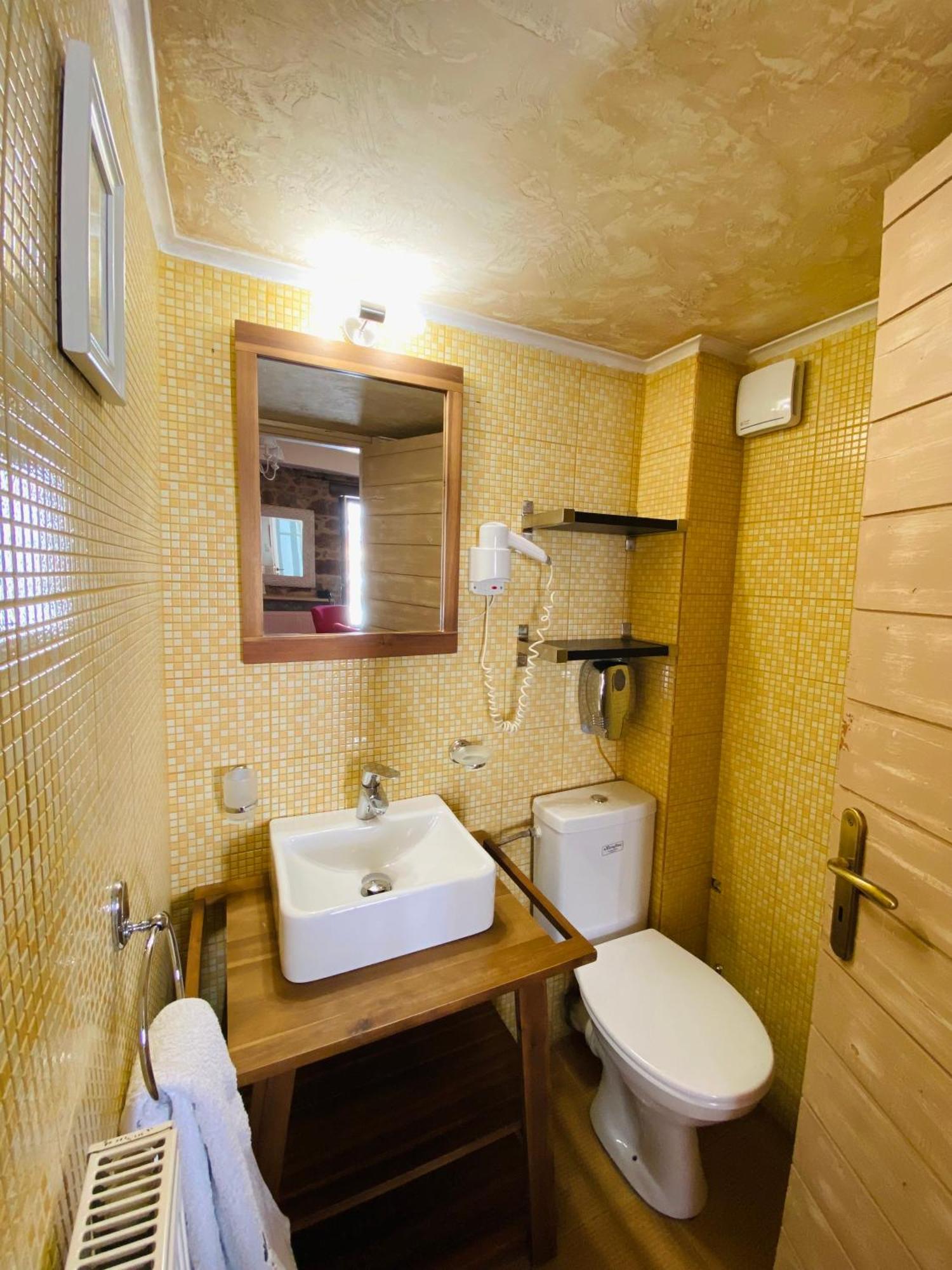 Alexandros Guesthouse Aráhova Kültér fotó